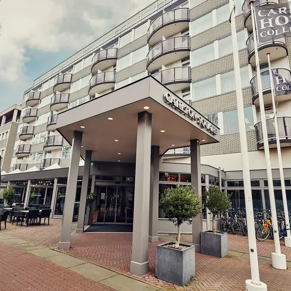 Carlton-Square-Hotel-Haarlem-aanzicht