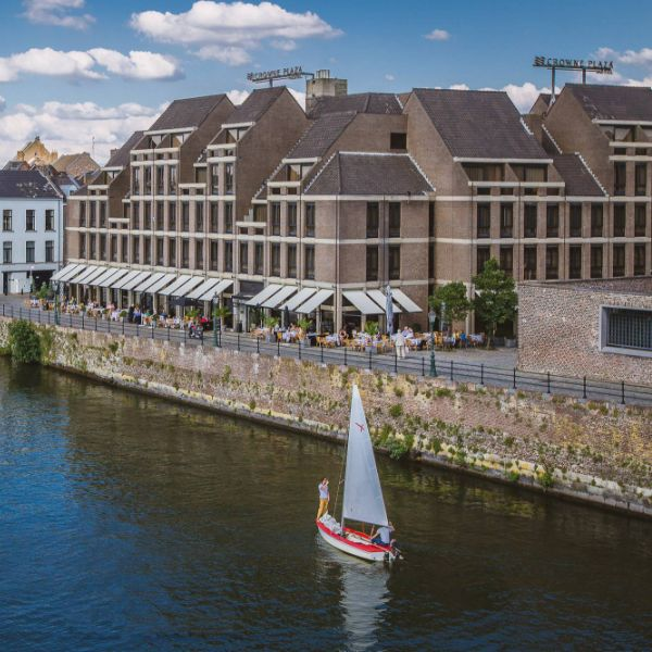 Crowne-Plaza-Maastricht-Ansicht