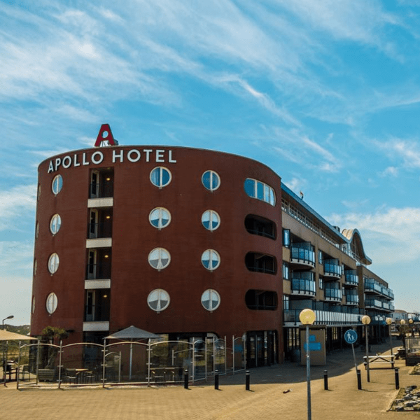 leonardo-hotel-ijmuiden-seaport-beach-aanzicht