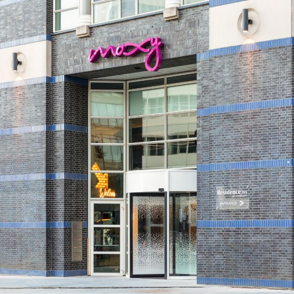 moxy-the-hague view
