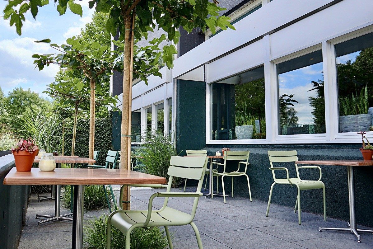 The terrace at the Amrath Airport hotel Rotterdam