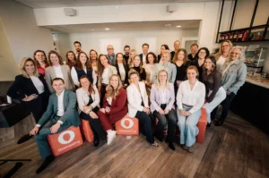 Groepsfoto-collegas-Onemeeting-2025